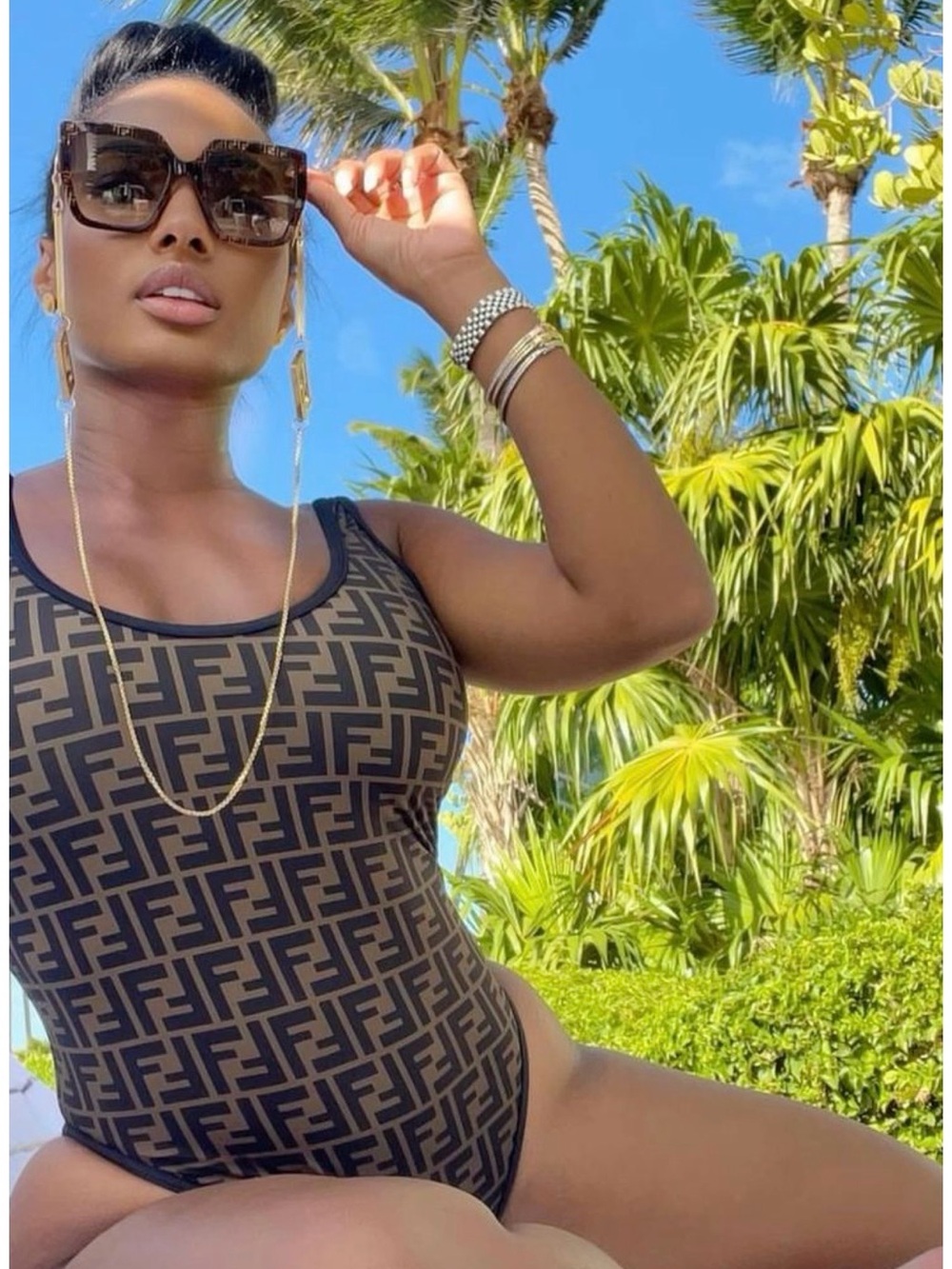 Fendi brown and Black Logo-Print One-Piece swimsuit - Picture 9 of 9